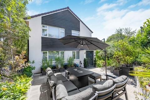 2 bedroom maisonette to rent, Deanfield Road Henley On Thames RG9