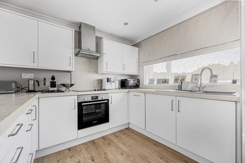 2 bedroom maisonette to rent, Deanfield Road Henley On Thames RG9