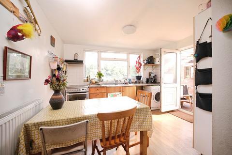 3 bedroom semi-detached house for sale, Garrick Avenue, Hereford