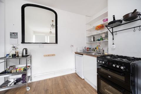 1 bedroom flat to rent, Downs Road, E5, Hackney, London, E5