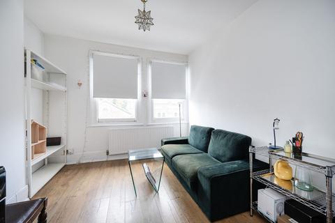 1 bedroom flat to rent, Downs Road, E5, Hackney, London, E5