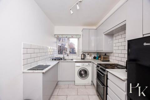 Studio for sale, Kingsway, Hove