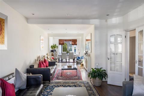 5 bedroom semi-detached house for sale, Valley Drive, London