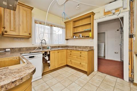 3 bedroom detached house for sale, Sparrow Road, Yeovil