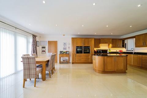4 bedroom detached house for sale, Dingle Close, HAVERFORDWEST, Dyfed, SA62
