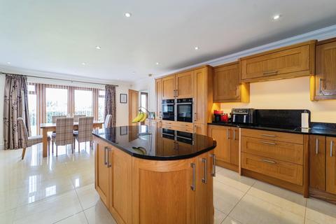 4 bedroom detached house for sale, Dingle Close, HAVERFORDWEST, Dyfed, SA62
