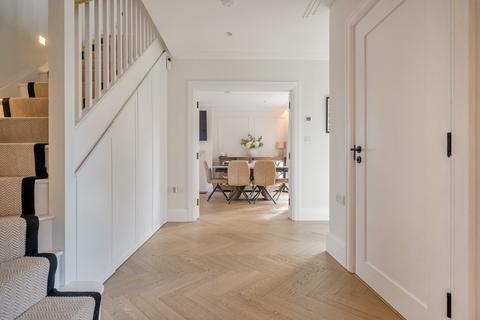 5 bedroom detached house for sale, Barons Drive, Cranleigh, GU6