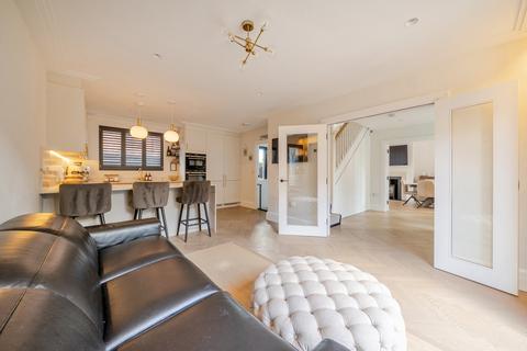 5 bedroom detached house for sale, Barons Drive, Cranleigh, GU6