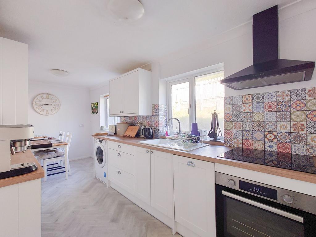 House in Newhaven - View 3
