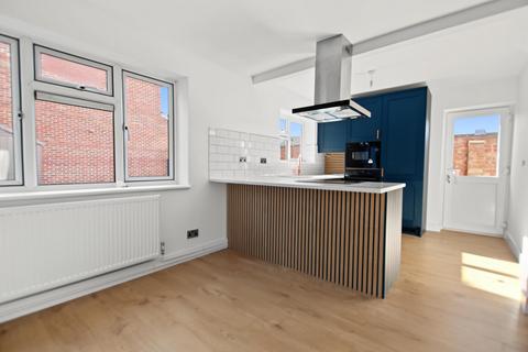 3 bedroom house for sale, Gattons Way, Sidcup