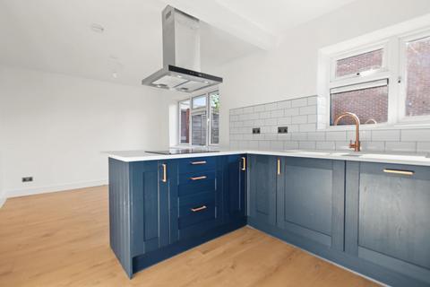 3 bedroom house for sale, Gattons Way, Sidcup