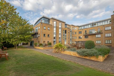 2 bedroom flat for sale, The Downs, London, SW20