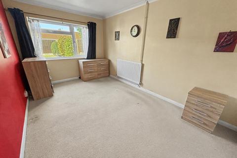 2 bedroom detached bungalow for sale, Wool