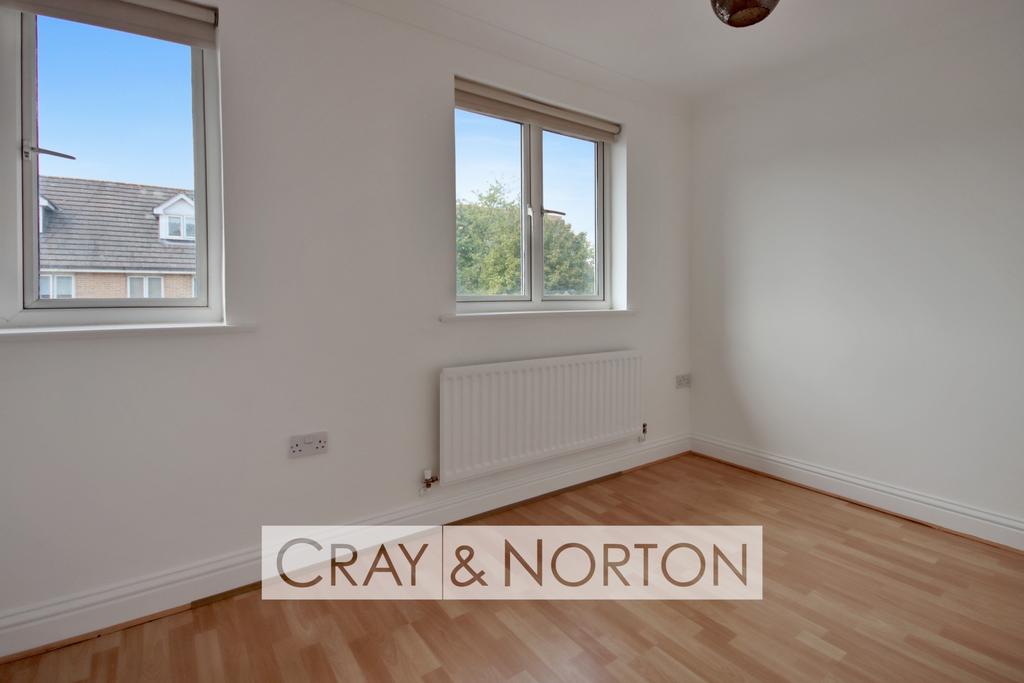 House in Croydon - View 4