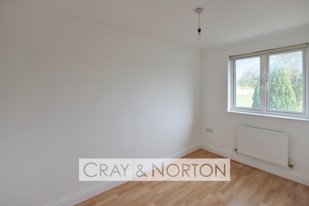 House in Croydon - More