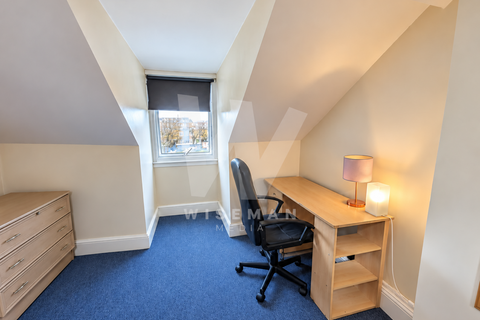 1 bedroom apartment to rent, Camden Road, London NW1