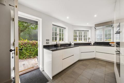 3 bedroom detached house for sale, Highercombe Road, Haslemere, Surrey, GU27