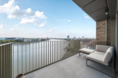 2 bedroom flat for sale, Odessa Street, London, SE16
