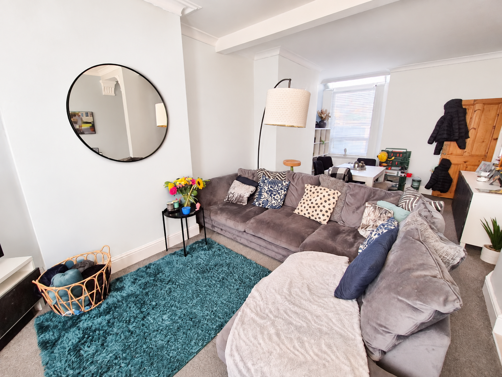 House in Tameside, Greater Manchester - View 4