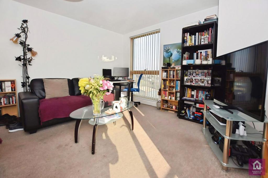 Apartment in Green Quarter - View 4