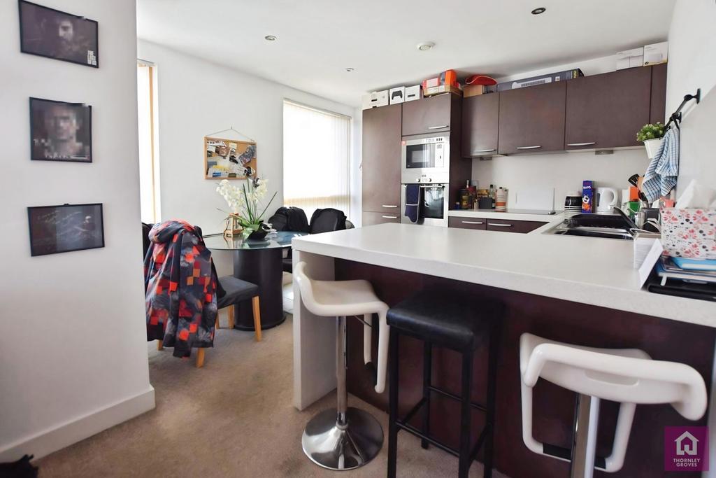 Apartment in Green Quarter - More