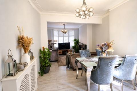 undefined, London, E6