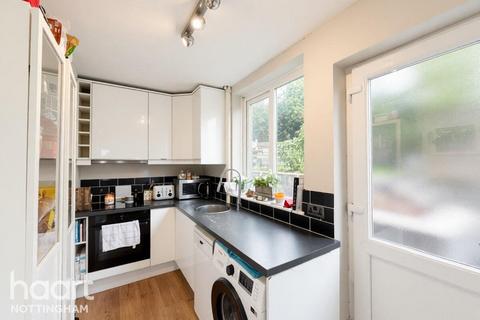 3 bedroom semi-detached house for sale, Cantley Avenue, Gedling