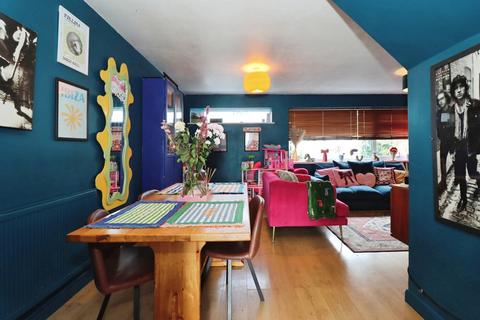 3 bedroom semi-detached house for sale, Cedar Way, Pucklechurch, Bristol, BS16