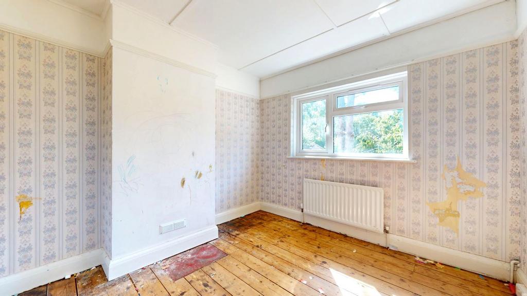 House in Sevenoaks - More