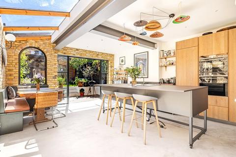 1 bedroom apartment for sale, Zenoria Street, East Dulwich, London, SE22