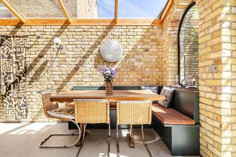 1 bedroom apartment for sale, Zenoria Street, East Dulwich, London, SE22