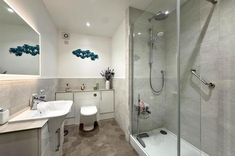 2 bedroom apartment for sale, Sandringham Court, Porthill, Shrewsbury