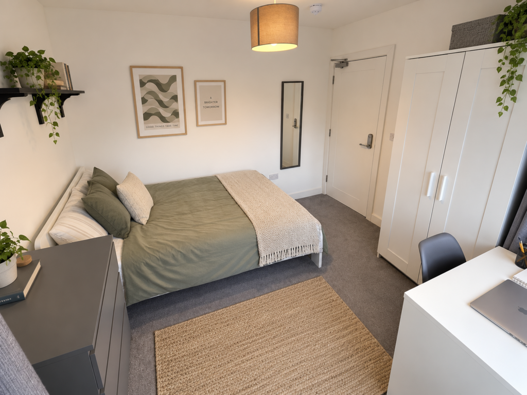 House in Bristol - More