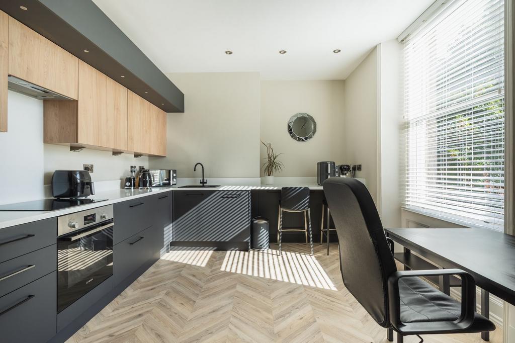 Apartment in Sheffield - View 2