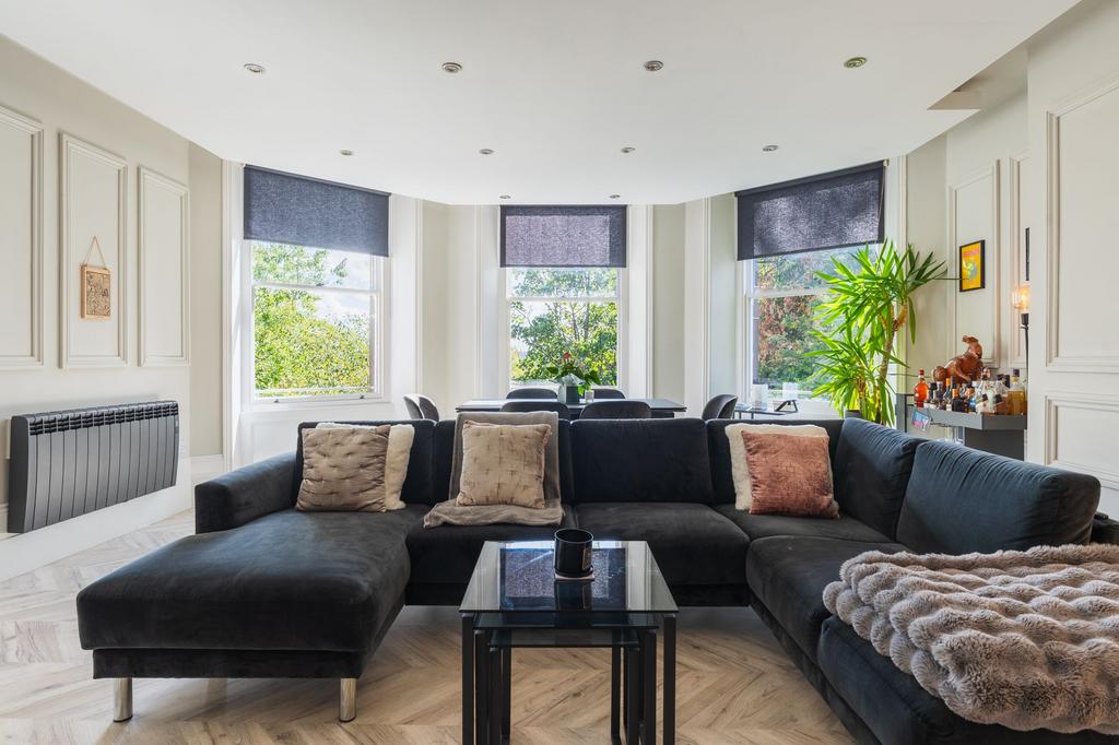 Apartment in Sheffield - More