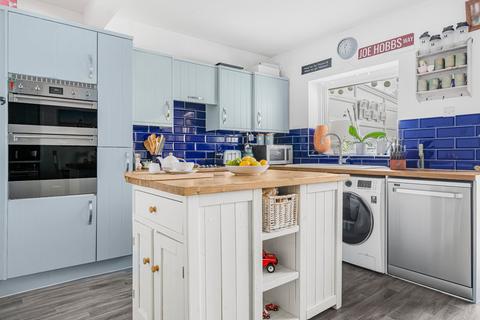 3 bedroom terraced house for sale, Gaston Bridge Road, Shepperton, Surrey, TW17