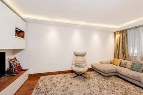 4 bedroom townhouse to rent, Cato Street, London, W1H