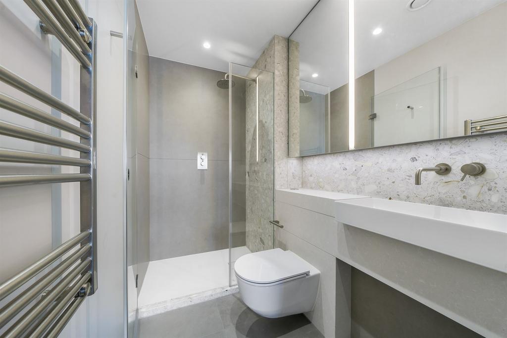 Apartment in London - More