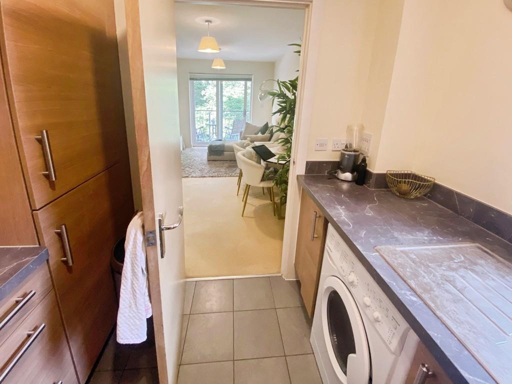 Apartment in Southampton - More