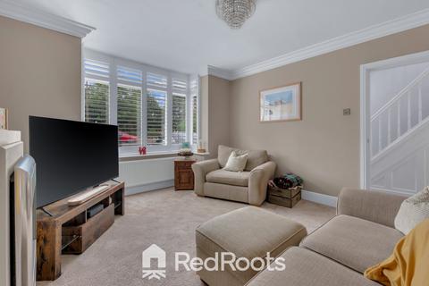 3 bedroom semi-detached house for sale, Melton Road, Sprotbrough, Doncaster, South Yorkshire, DN5