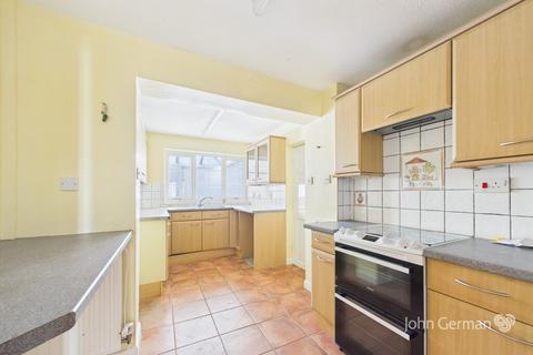 3 bedroom detached house for sale, Alstone Close, Stafford