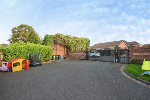 3 bedroom detached house for sale, Farley Road, West Bromwich