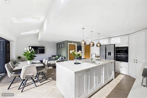 4 bedroom detached house for sale, Old Farm Gardens, Moira
