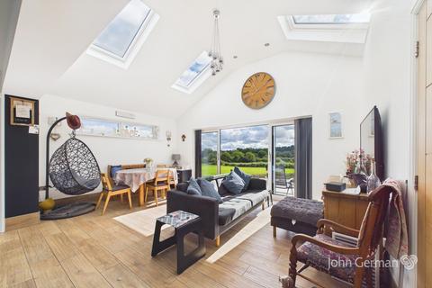 4 bedroom detached bungalow for sale, Main Road, Middle Mayfield