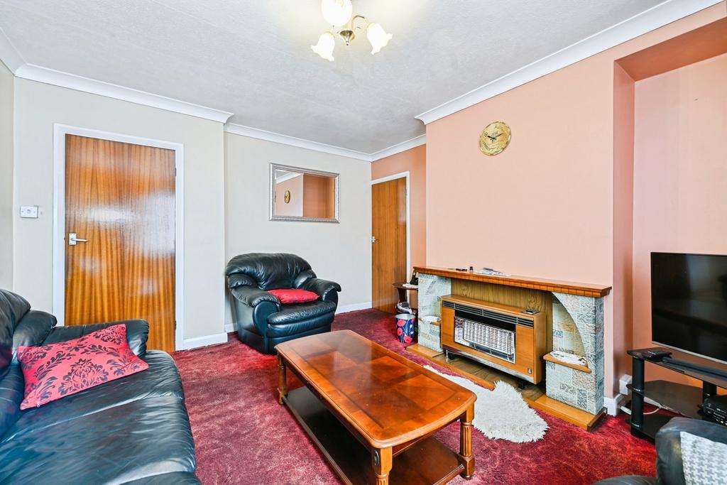 House in Nottinghamshire - View 2