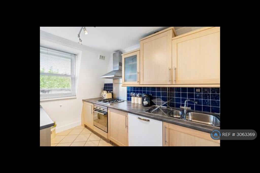 Apartment in London - View 3