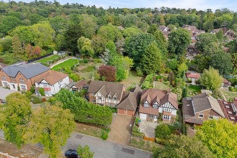 4 bedroom detached house for sale, Bellfield Avenue, Harrow