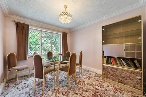 4 bedroom detached house for sale, Bellfield Avenue, Harrow