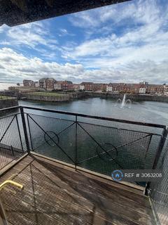 2 bedroom flat to rent, Lock Keepers Court, Hull, HU9