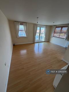 2 bedroom flat to rent, Lock Keepers Court, Hull, HU9